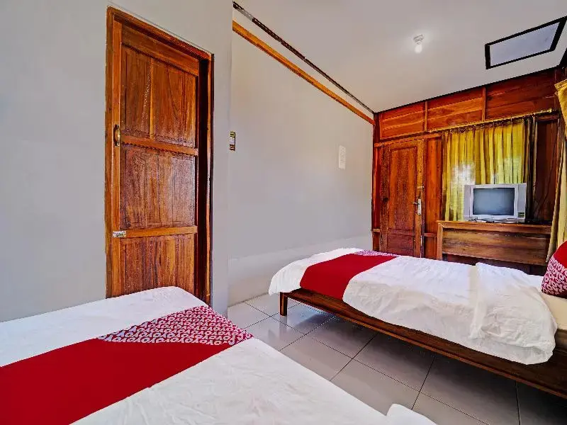 Тегал: Oyo 91201 Larasati Homestay Pantai Klayar