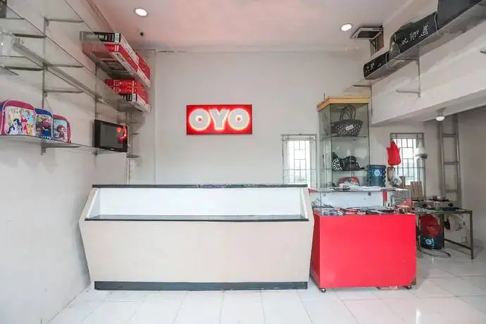 Legok: Oyo 387 Alfa Guest House