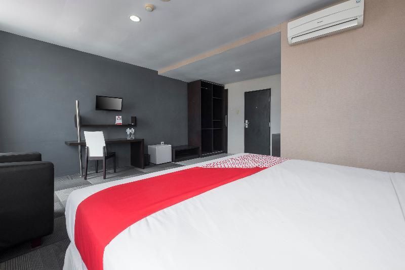 Макассар: Oyo 472 Hotel Asyra