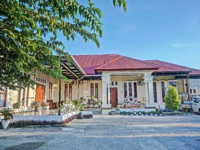 Танджунг Пинанг: Collection O 91488 Hotel Lingkarsut Jeneponto
