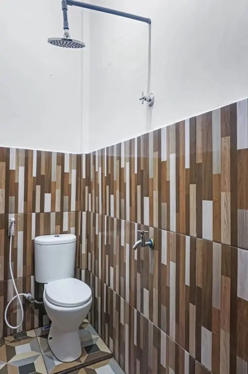 Бира: OYO 90925 Penginapan Dafandra Beach Near Pantai Tanjung Bira