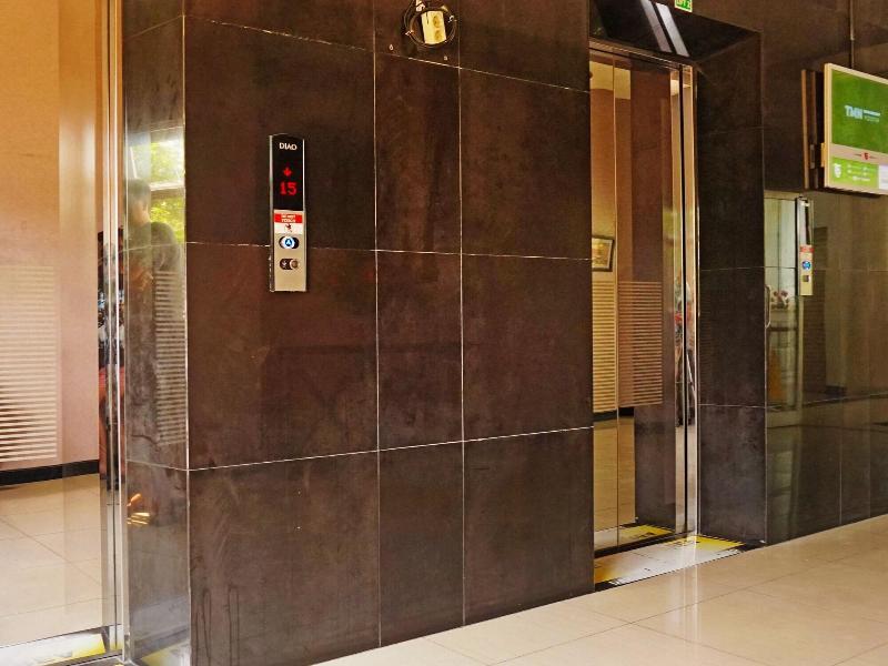 Читарингул: Super OYO 91593 San San Rooms Gunung Putri Square