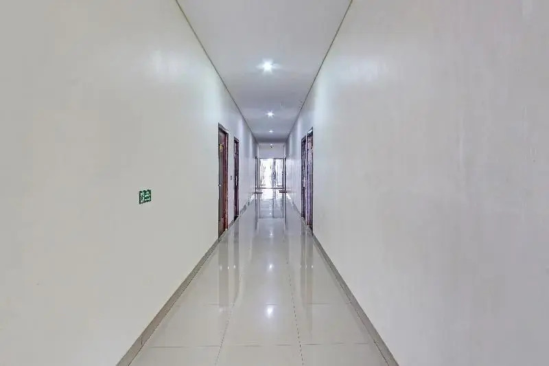 Пурводади: Collection O 91481 Mahkota Hotel Purwodadi