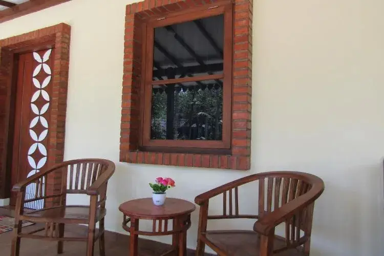 Боробудур: Nia Maretta House Syariah By Zuzu