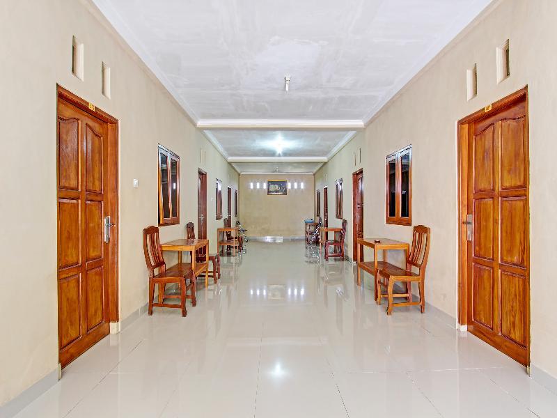 Танджунг Пинанг: 91353 Hotel Surya Andesa