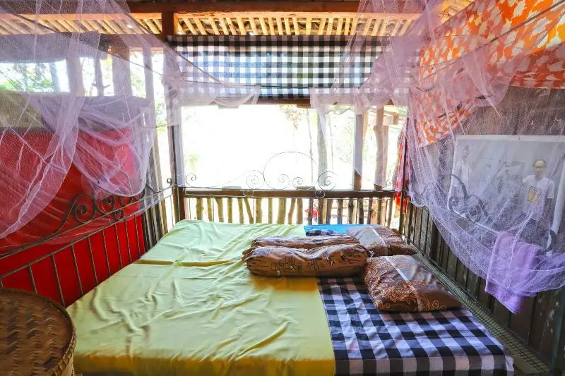 Парангтритис: Watu Lumbung Culture Resort by ZUZU