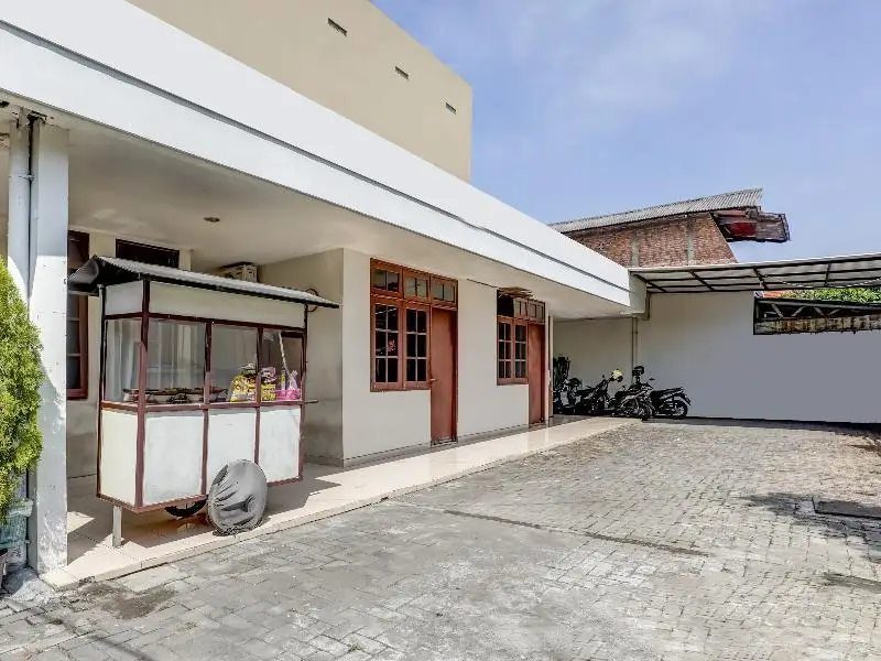 Кабупатен Соппенг: Oyo 91361 Benlin D'kost Syariah