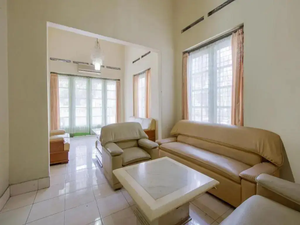 Батуретно: 3322 Wisma Madukismo Pt Madubaru