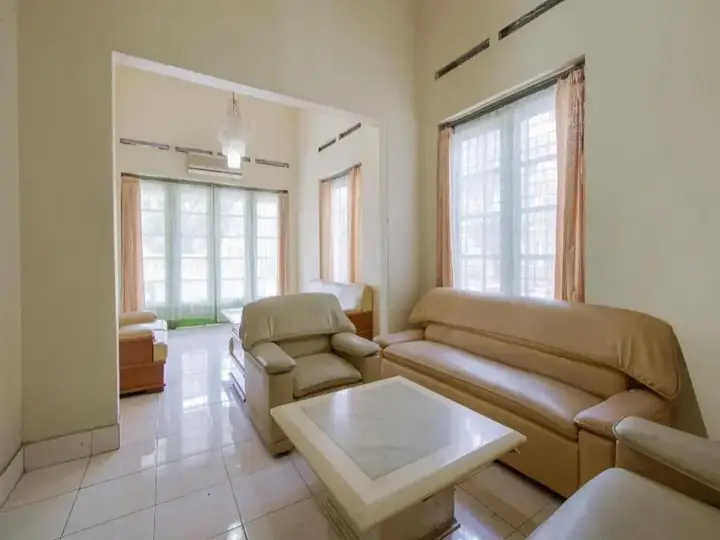 Батуретно: 3322 Wisma Madukismo Pt Madubaru