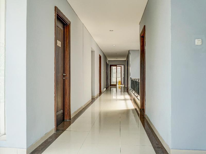 Джакарта: Super Oyo Capital O 91140 Ayodya Kebon Jeruk