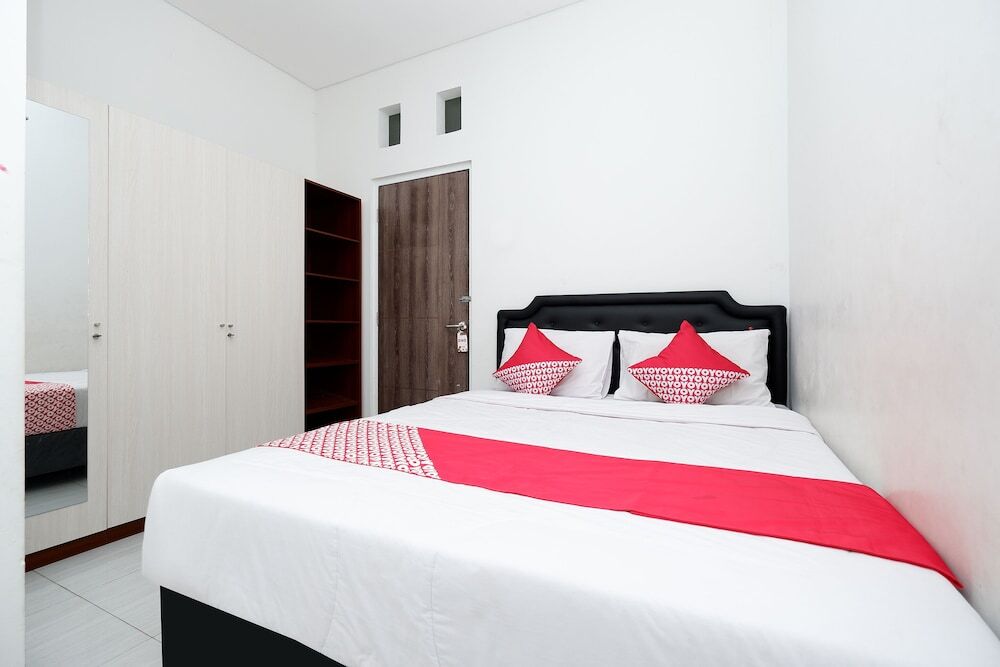 Семаранг: Sunshine Hostel by OYO Rooms