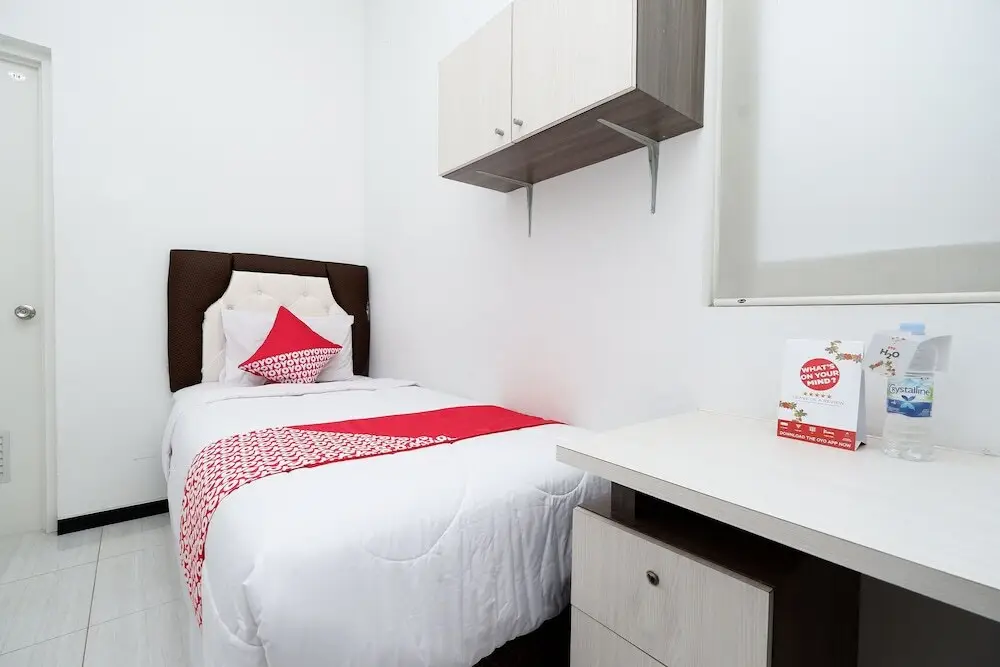 Семаранг: Sunshine Hostel by OYO Rooms
