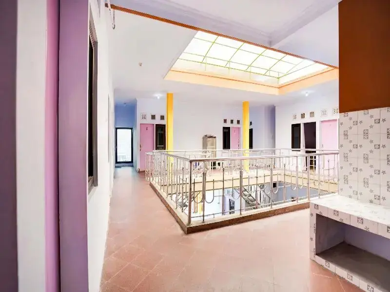 Танджунг Пинанг: Spot On 91626 Rr Kost Putri Syariah