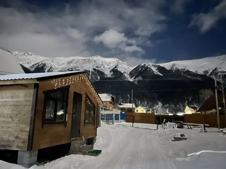Архыз: Гостевой дом Chalet