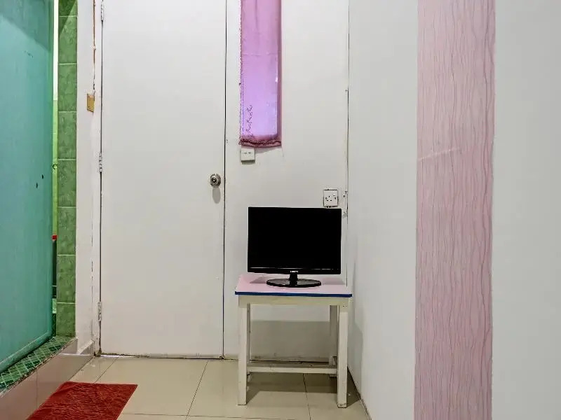 Танджунг Пинанг: Zazezo Homestay Syariah by OYO