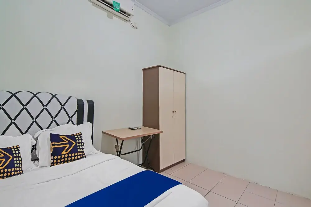 Пеканбару: Spot On Feri Homestay