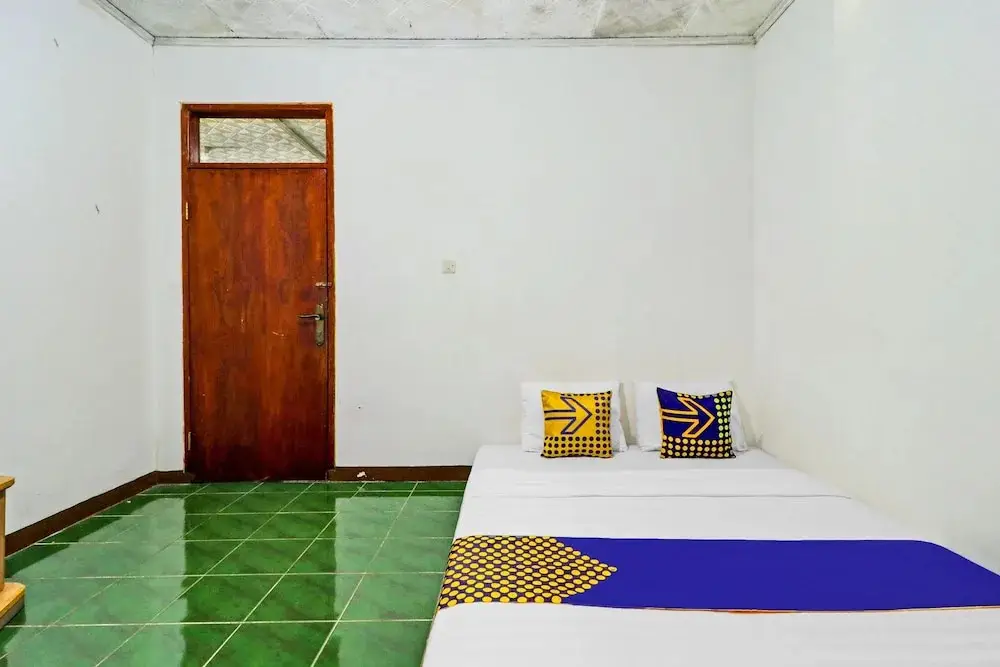 Лембанг: Cibeunying Homestay Cibodas Maribaya Homestays By Oyo Rooms