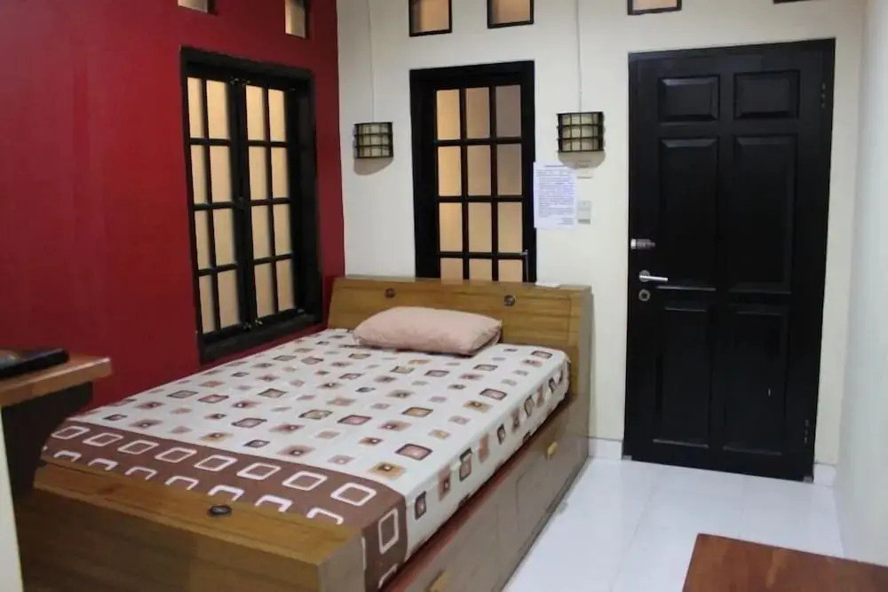Джакарта: Lagura Residence Guest House