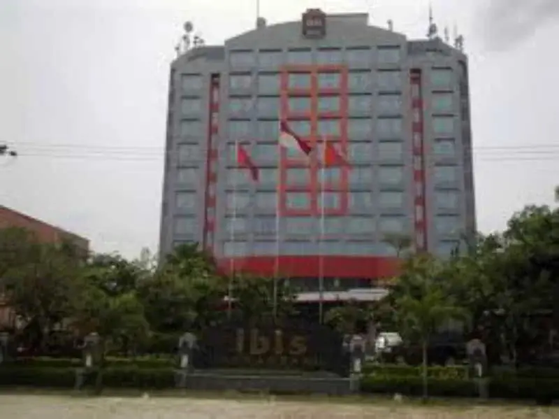 Пеканбару: Ibis Pekanbaru