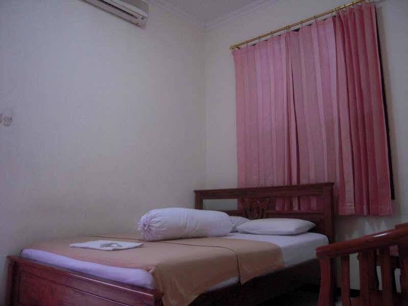 Сурабая: Hotel Paprica 1