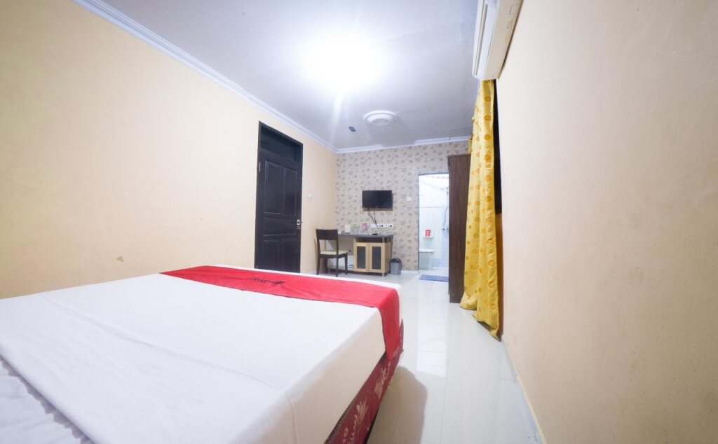 Лимбото: Eljie Hotel Limboto