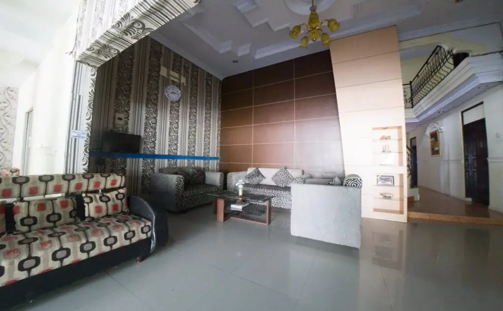 Лимбото: Eljie Hotel Limboto