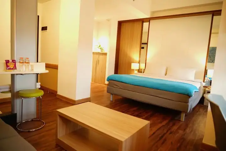 Сурабая: Ibis Budget Surabaya HR Muhammad