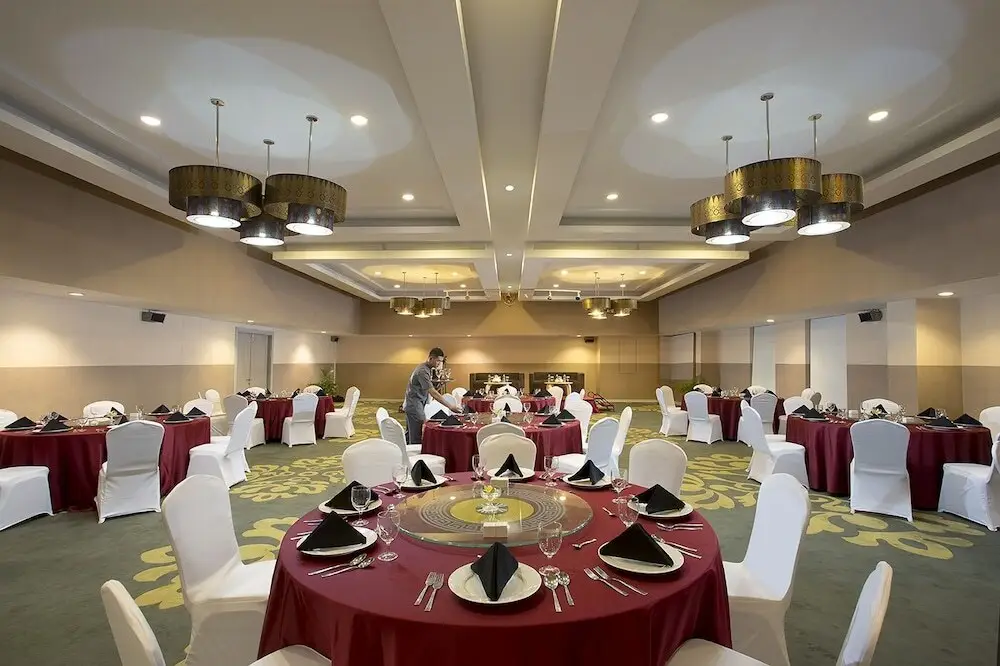 Пеканбару: Kyriad Pesonna Pekanbaru