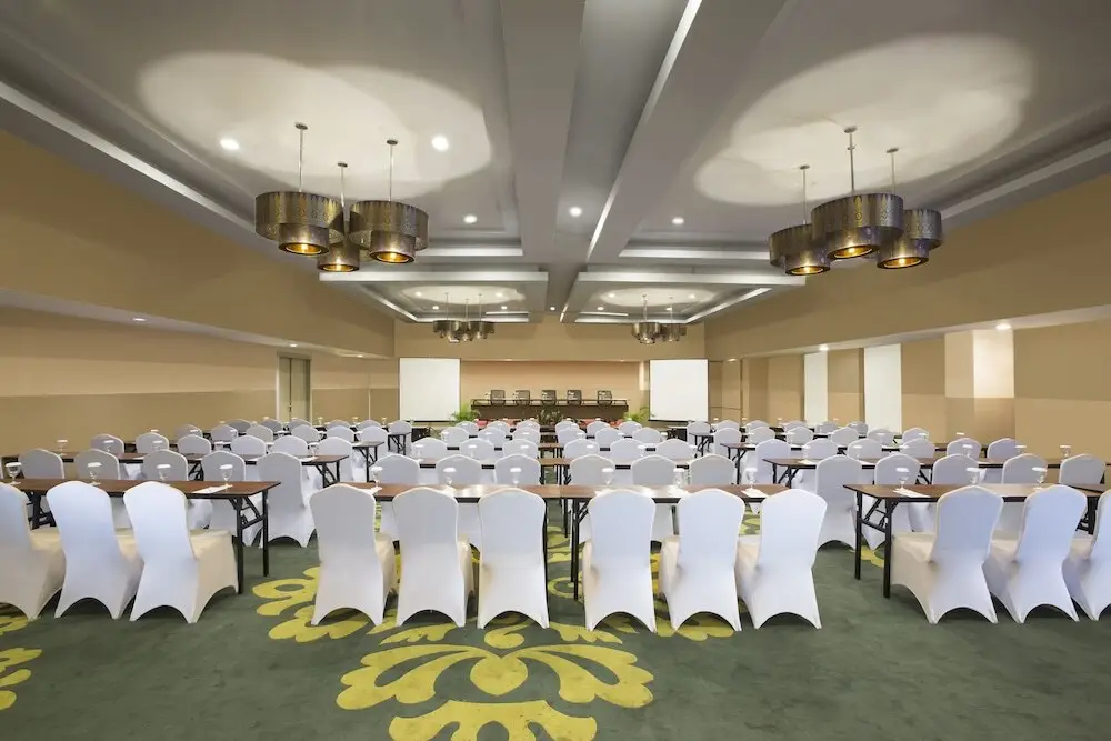 Пеканбару: Kyriad Pesonna Pekanbaru