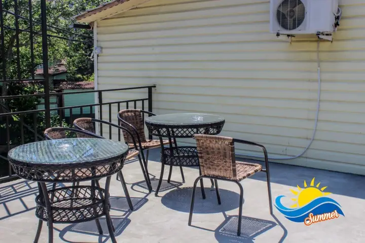 Небуг: Daryya Guest House