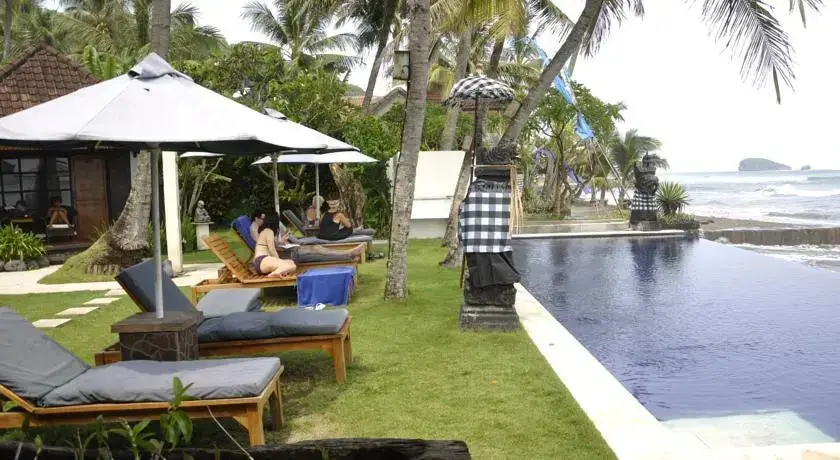 Амлапура: Bali Santi Bungalows