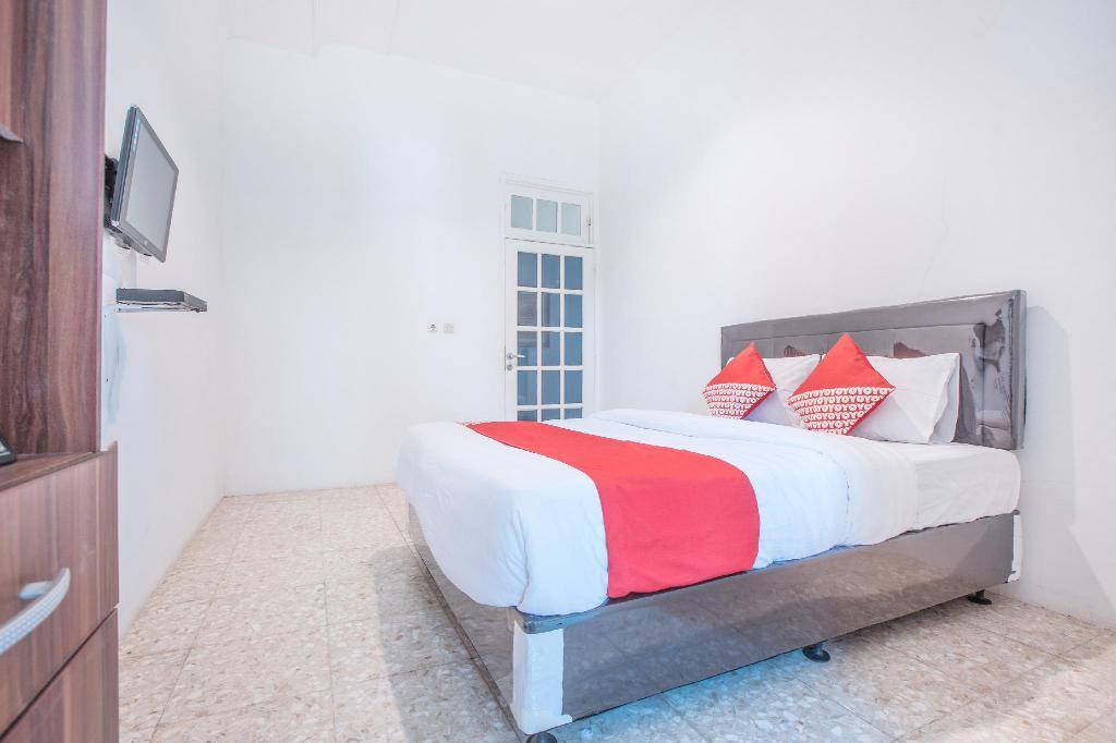 Джакарта: Capital O 332 Residence G17 Kemang