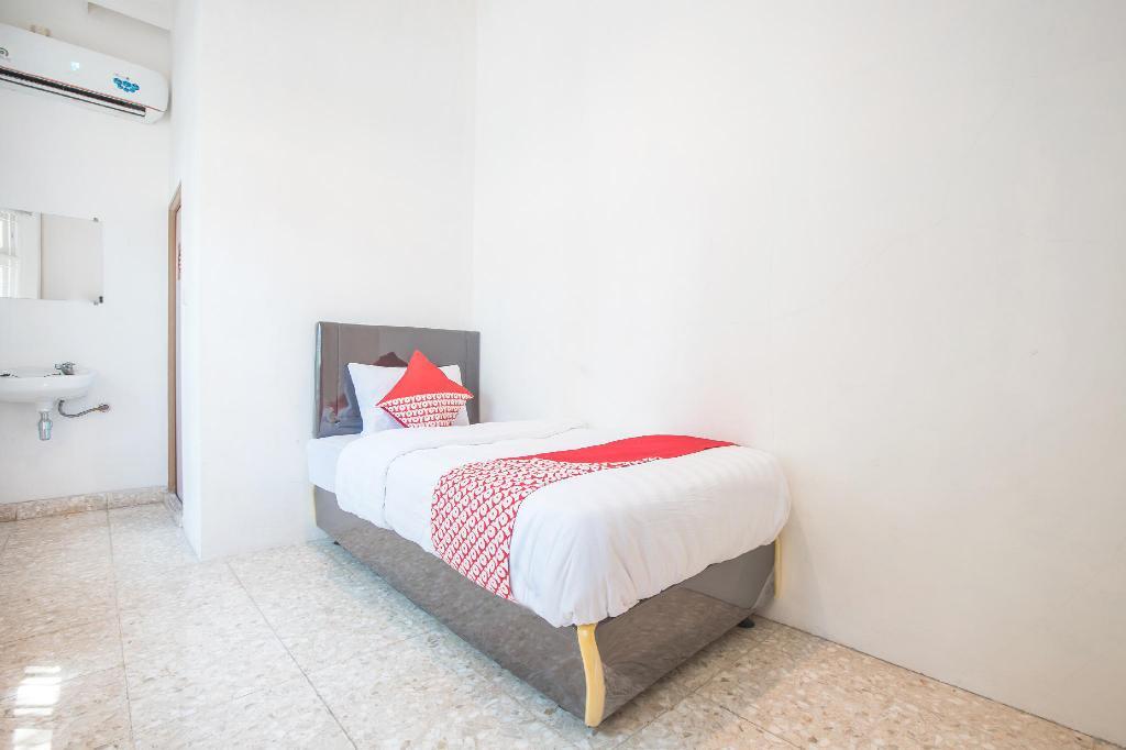 Джакарта: Capital O 332 Residence G17 Kemang