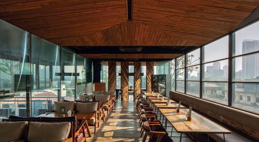 Джакарта: Miers Kuningan ARTOTEL Curated