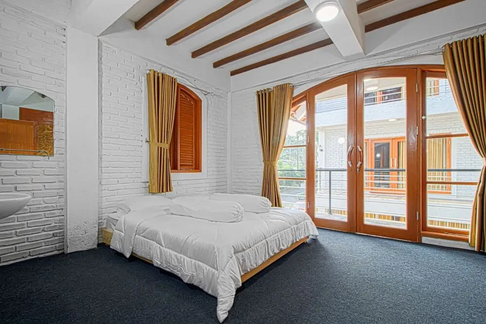 Паромпонг: D'Journey Hotel