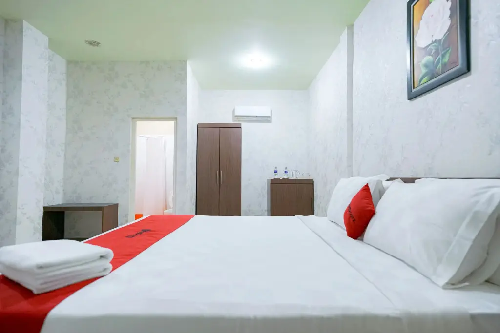 Сиболга: RedDoorz Plus @ Jalan FL Lumban Tobing Sibolga