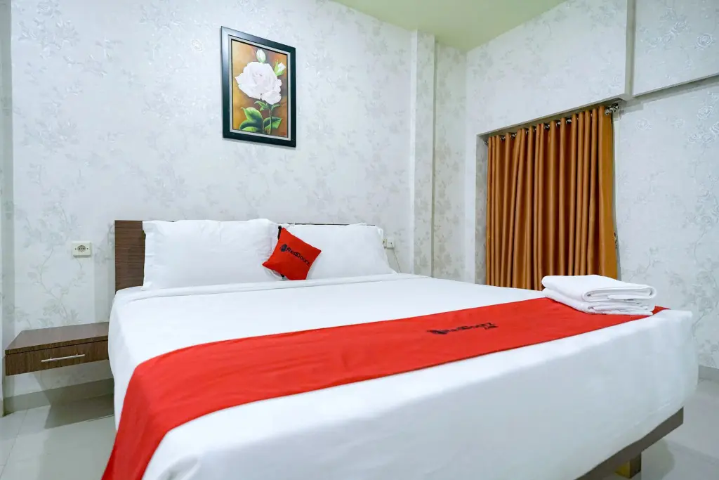 Сиболга: RedDoorz Plus @ Jalan FL Lumban Tobing Sibolga