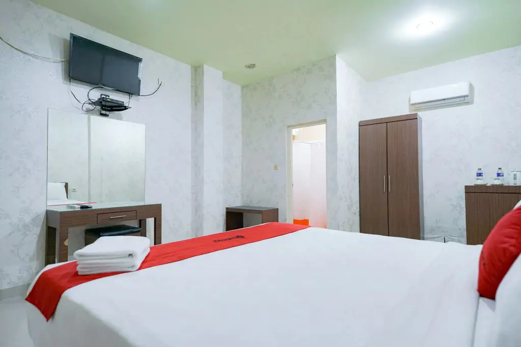 Сиболга: RedDoorz Plus @ Jalan FL Lumban Tobing Sibolga