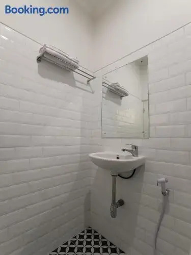Депок: Super OYO Collection O 90023 Damar Kusumo Guest House