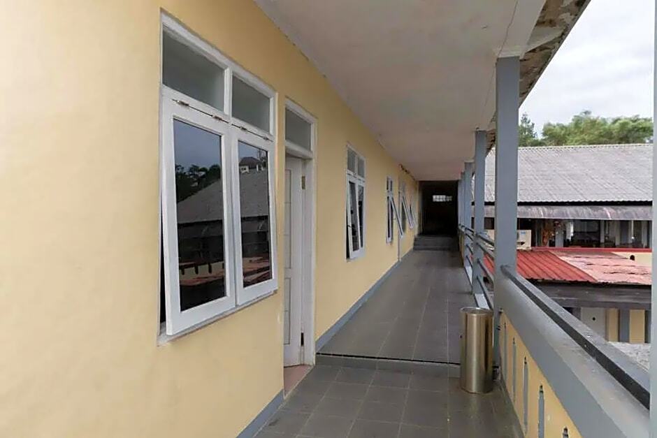 Сукарайя: Hotel O Gunung Geulis Village