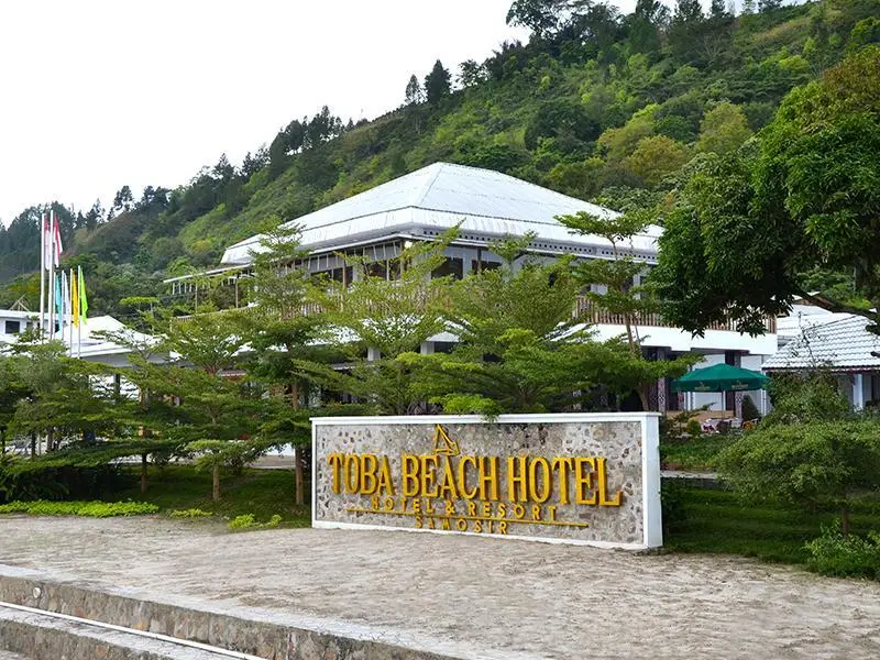 Озеро Тоба: Toba Beach Hotel