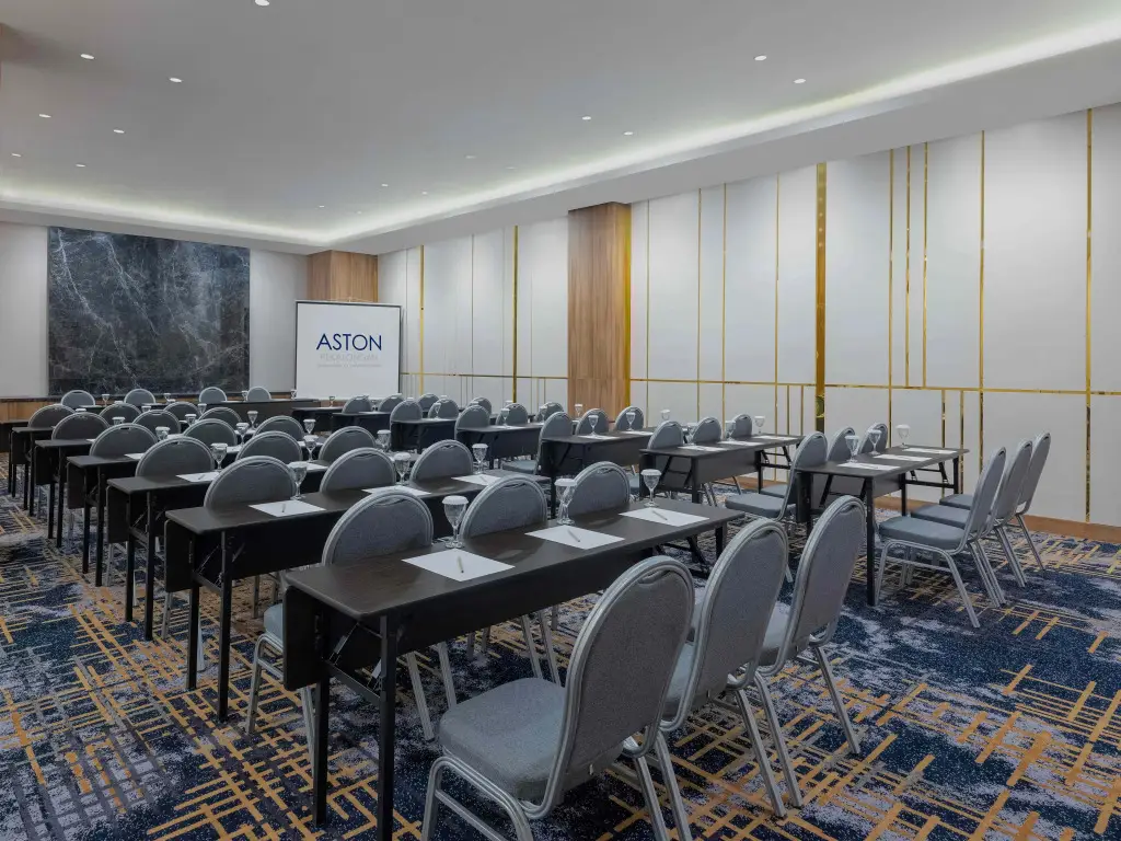 Пекалонган: Aston Pekalongan Syariah Hotel and Conference