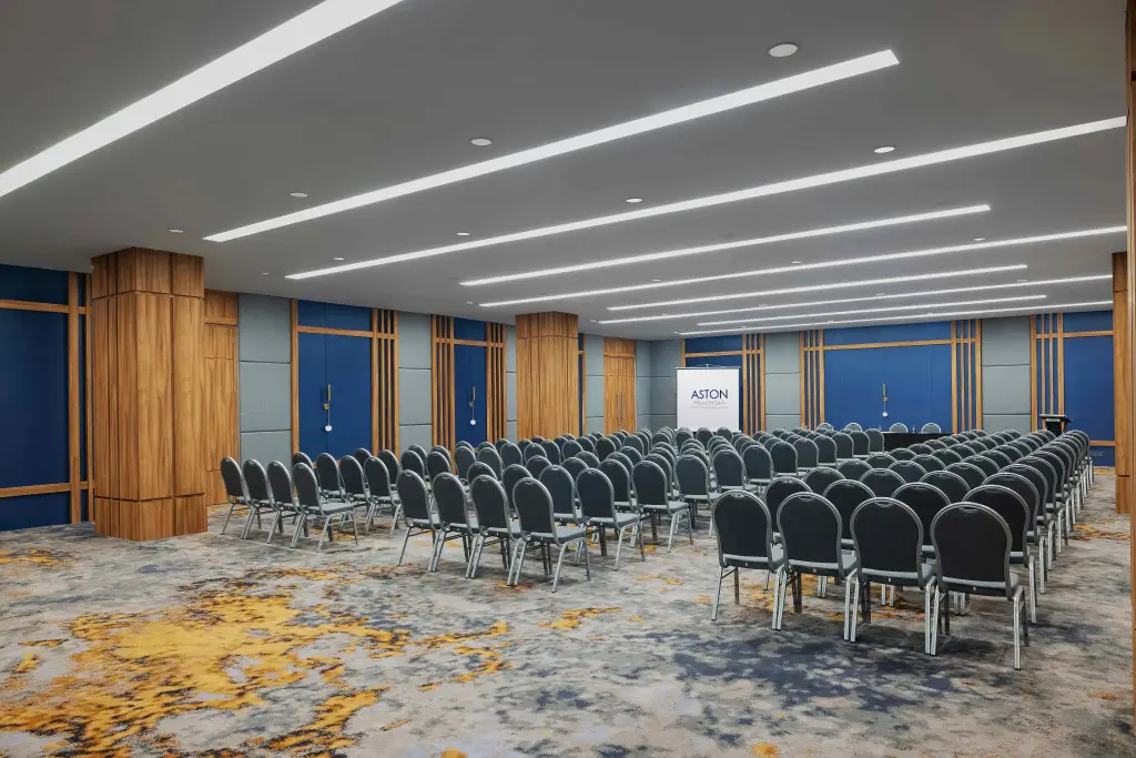 Пекалонган: Aston Pekalongan Syariah Hotel and Conference