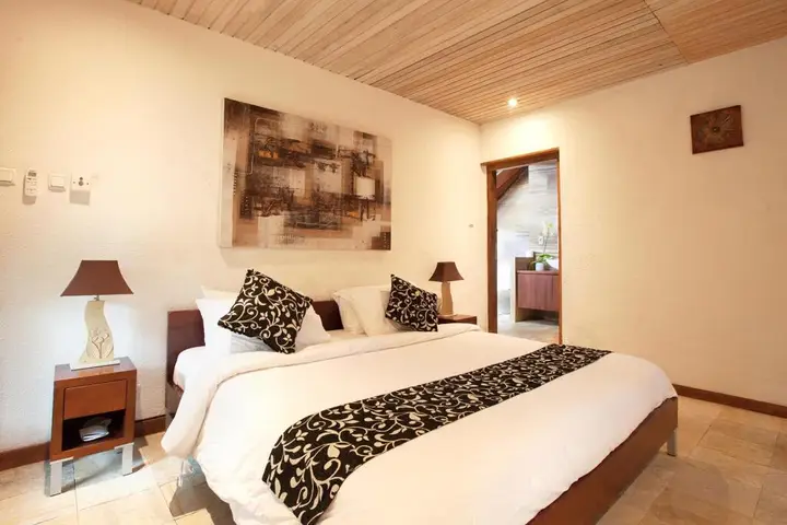Кута: Kalyca Villa Seminyak