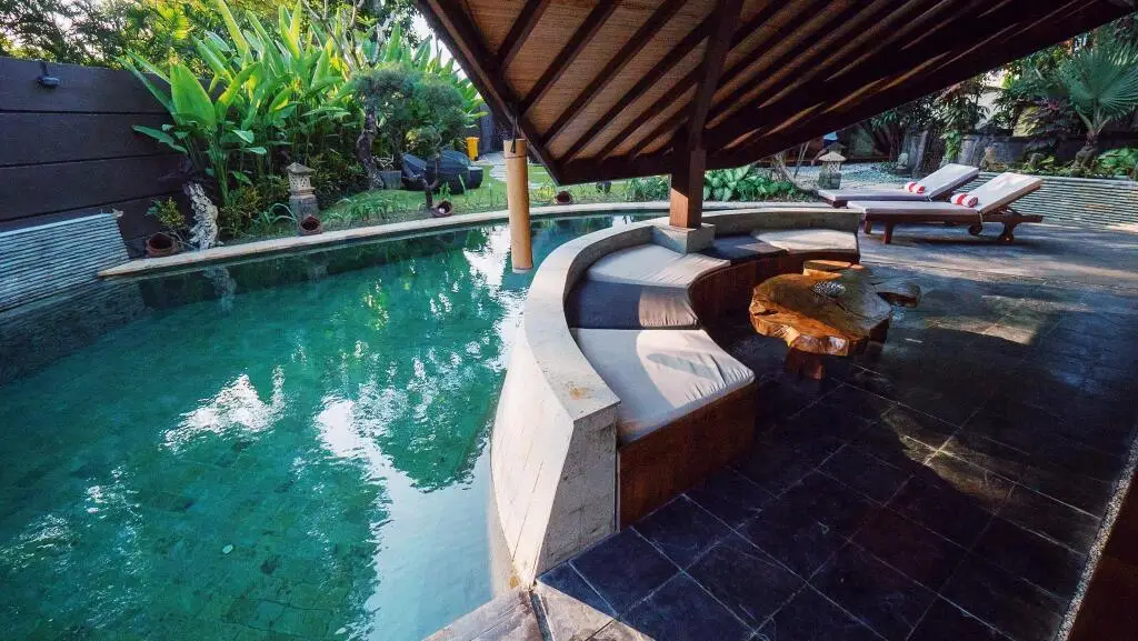 Кута: Kalyca Villa Seminyak
