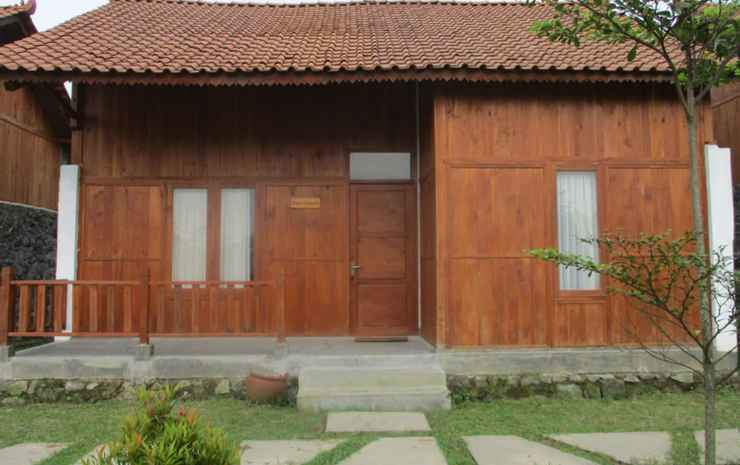Боробудур: The Gade Village Balkondes Ngargogondo