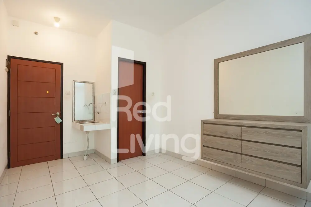 Чипутат: RedLiving Apartemen EcoHome - DeLouvre Tower A Suginoki