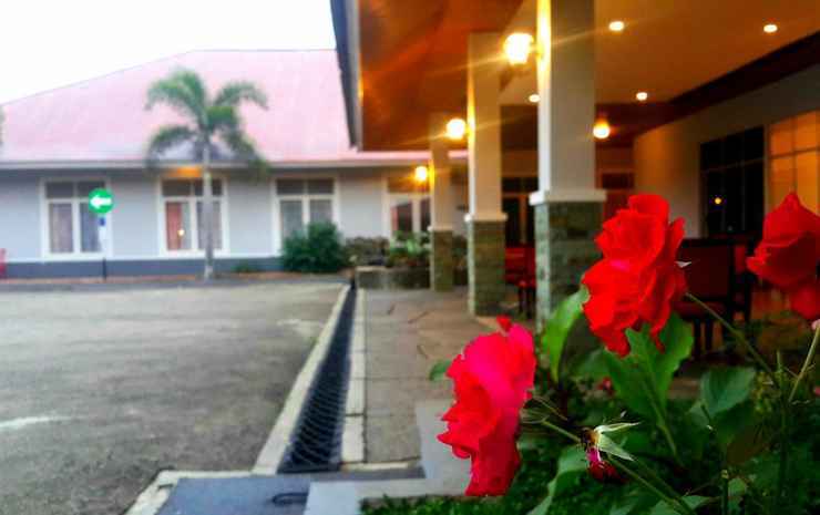 Батусангкар: Emer One Hotel Batusangkar