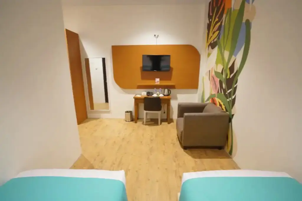 Джаяпура: Front One Green Boutique Hotel Abepura