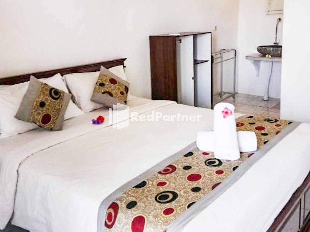 Лембонган-Айленд: Reynold Artha Guest House RedPartner